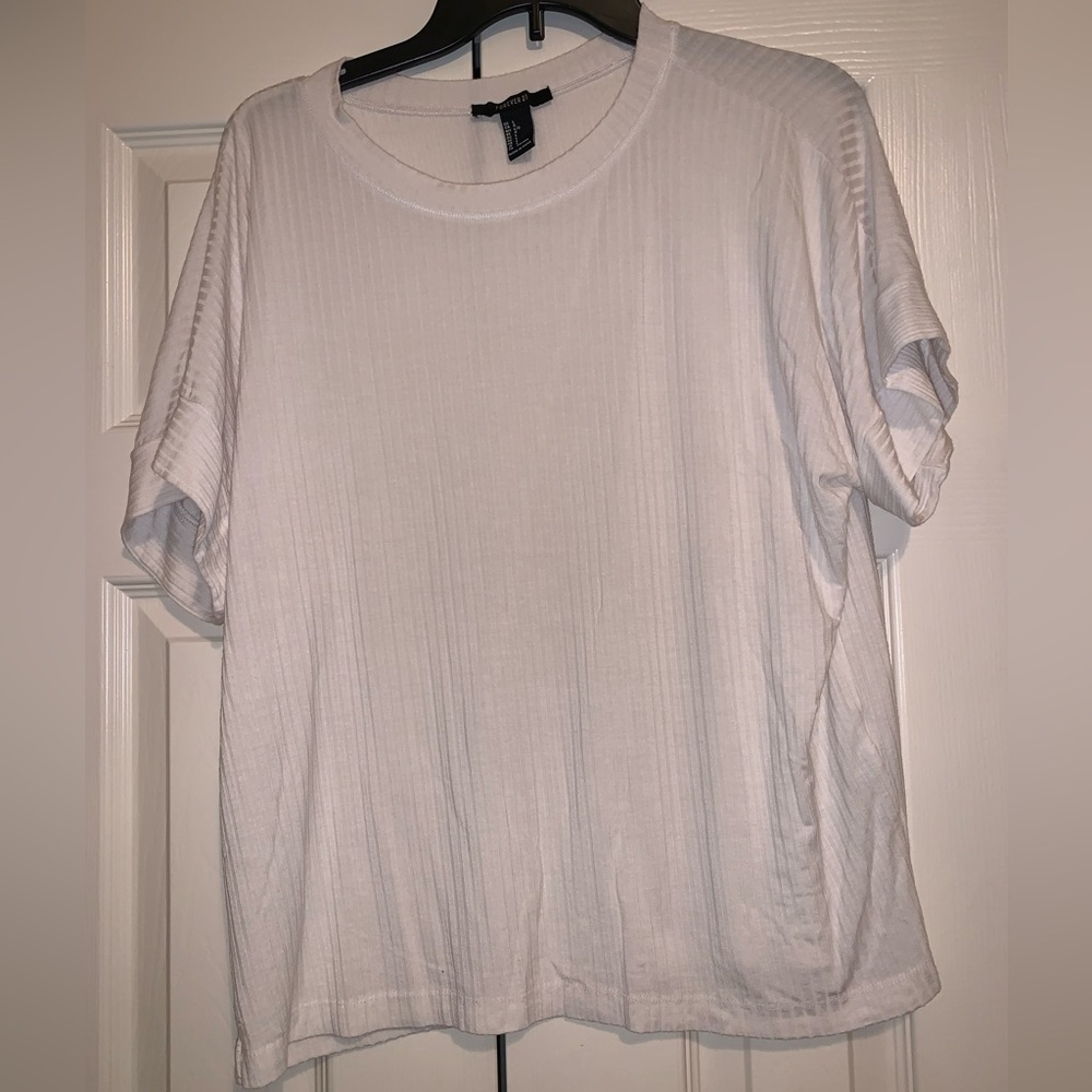 Forever 21 Classic White Short Sleeve Tee